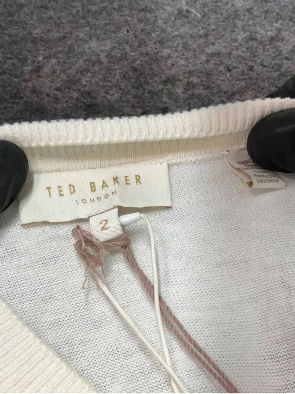 Ted Baker London Sea of Clouds Pleat Back Knit Sweater – Natural, Size 2